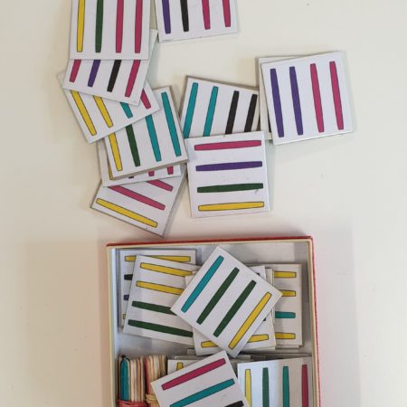 Jeu des bâtonnets de couleur