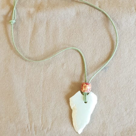 Pendentif ethnique, stéatite blanc