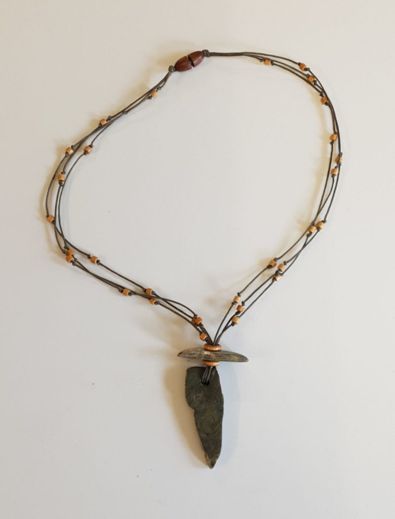 pendentif etnique