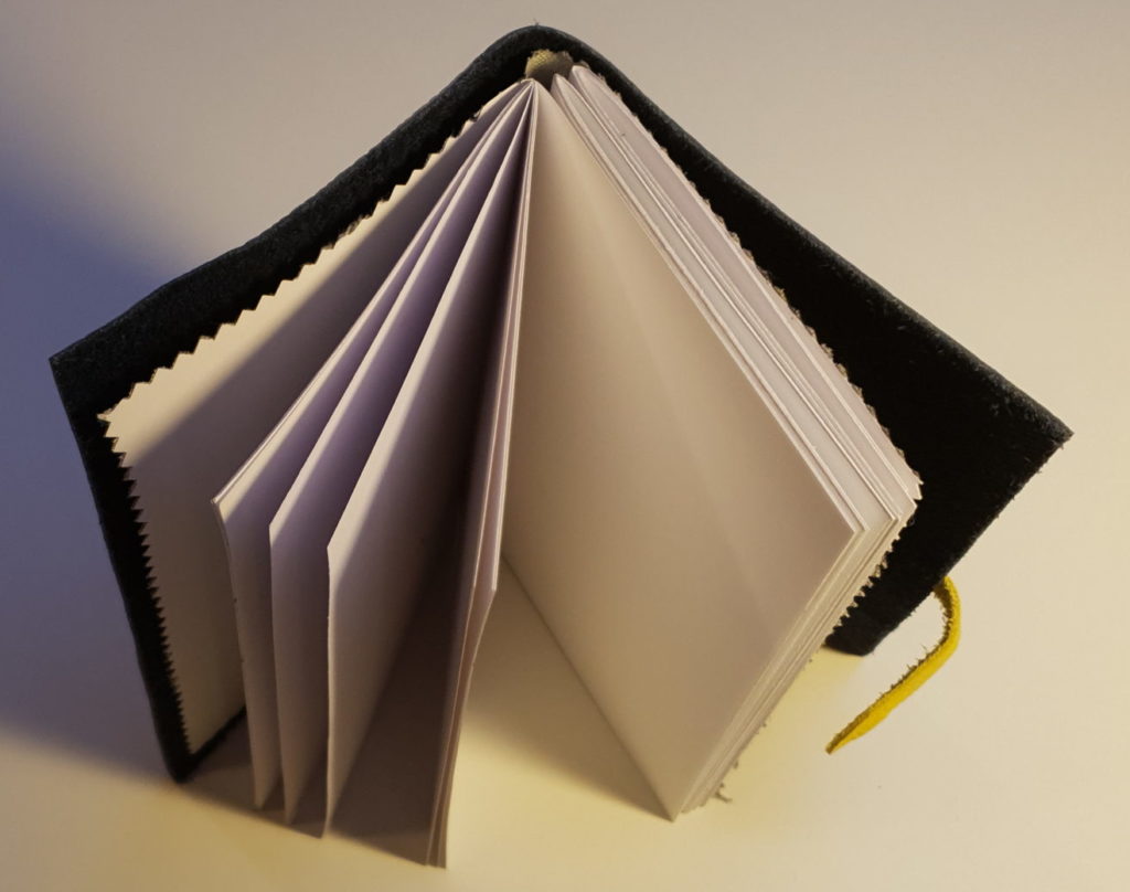 Carnet avec housse amovible, tissu, pages intérieures
