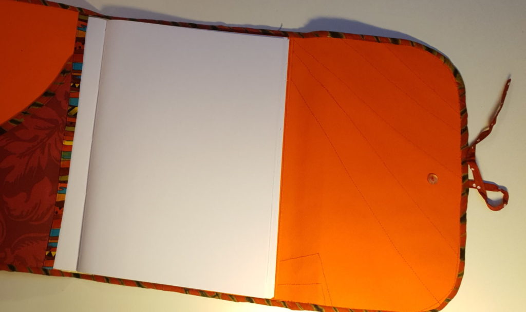 Cahier avec housse amovible, ouvert