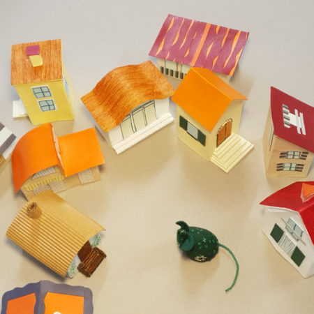 où se cache Cri-Cri?