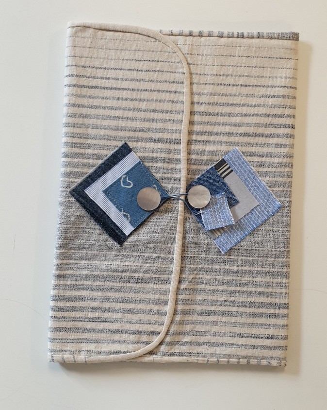 housse de cahier beige