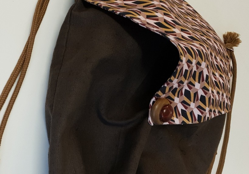 sac à dos brun, poche