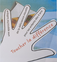 Main - Toucher la différence
